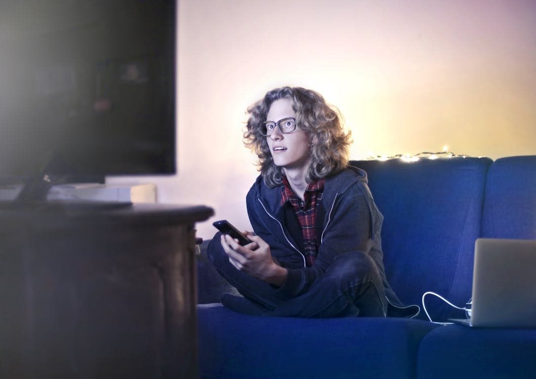 IPTV on iPhone US 2026 — watching live channels on a smartphone